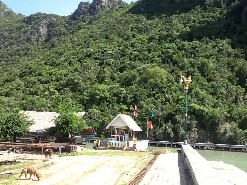 Yen~Yen B&B Prachuap Khiri Khan Exteriör bild