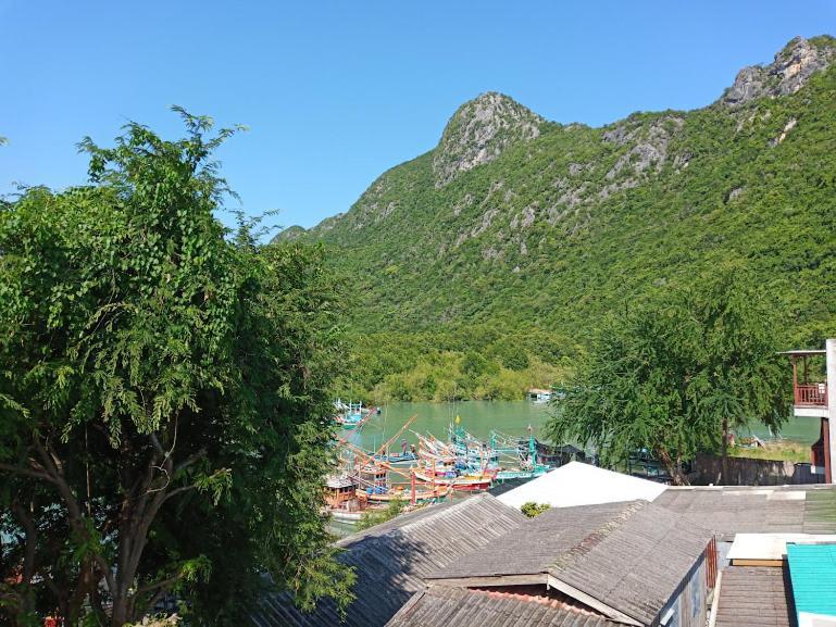Yen~Yen B&B Prachuap Khiri Khan Exteriör bild