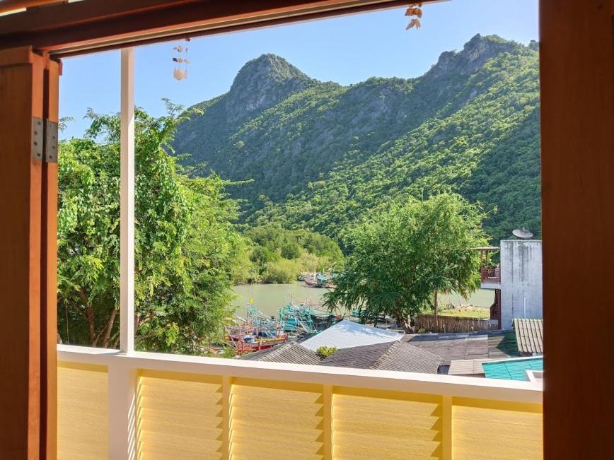 Yen~Yen B&B Prachuap Khiri Khan Exteriör bild